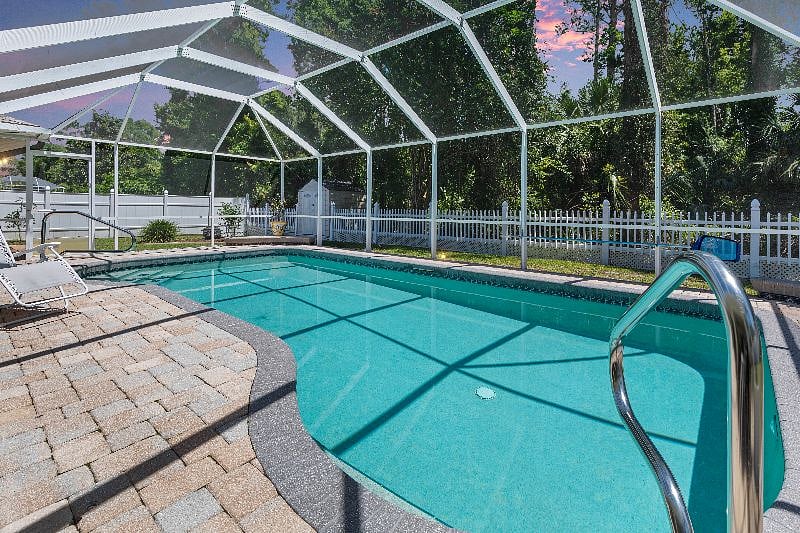 Furnished Finder property 599843_1 photo 4