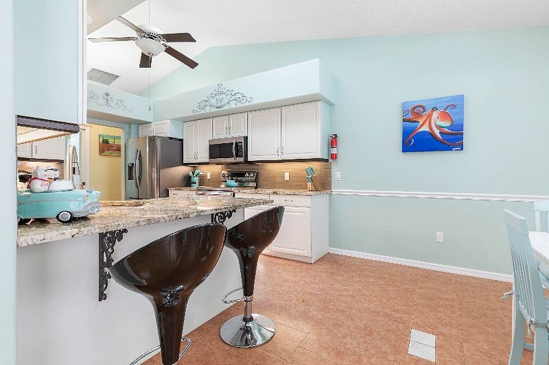 Furnished Finder property 599843_1 photo 18