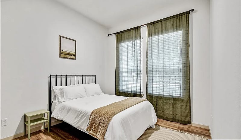 Furnished Finder property 599855_1 photo 20