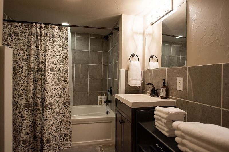 Full bath freshly remodeled.