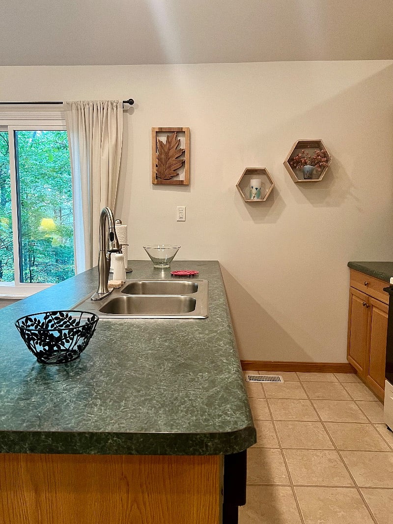 Furnished Finder property 599879_1 photo 11