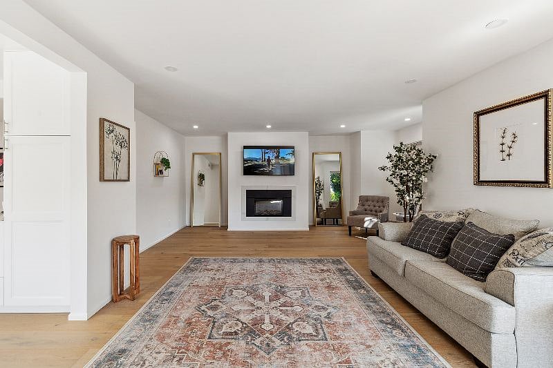 Furnished Finder property 599924_1 photo 6