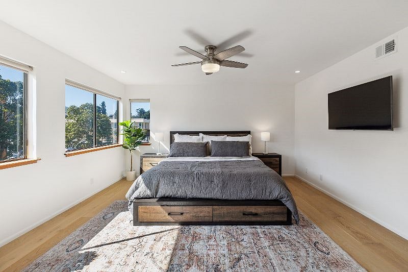Furnished Finder property 599924_1 photo 29