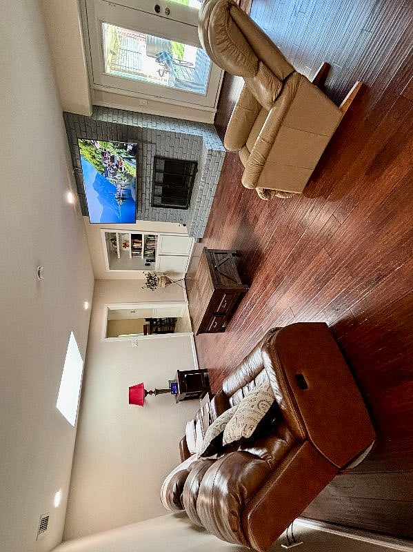 Furnished Finder property 599936_1 photo 7