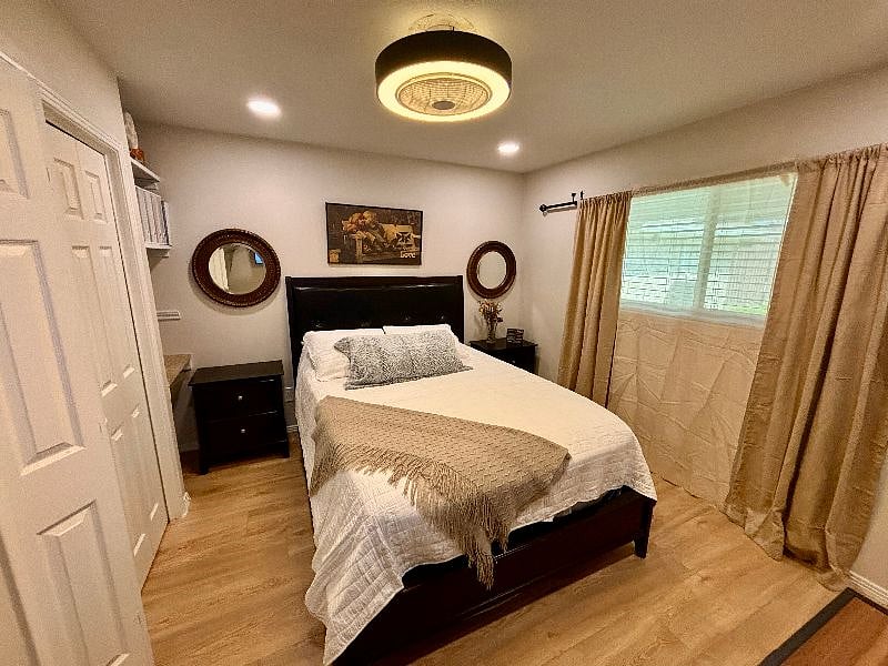 Furnished Finder property 599936_1 photo 24