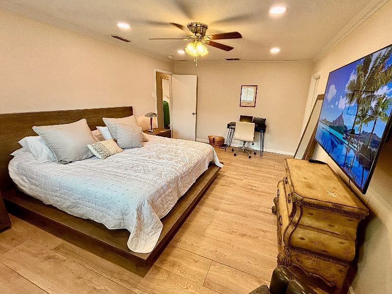 Furnished Finder property 599936_1 photo 15