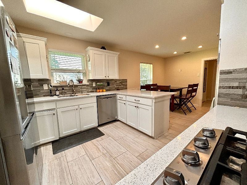 Furnished Finder property 599936_1 photo 5