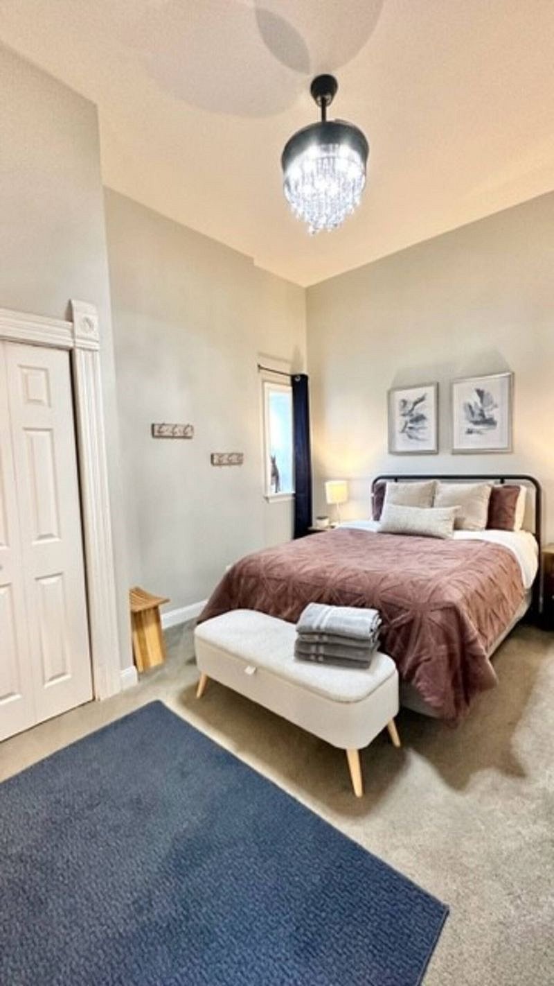 Furnished Finder property 599952_1 photo 11