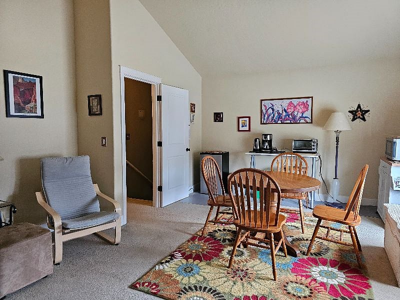 Furnished Finder property 599977_1 photo 9