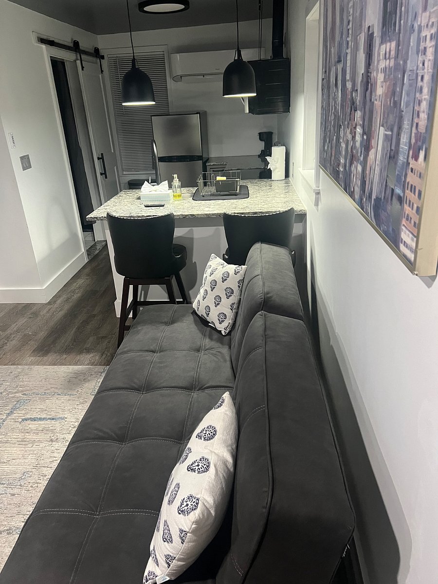 Furnished Finder property 599991_1 photo 12