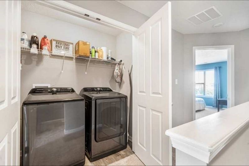 Furnished Finder property 599993_1 photo 9