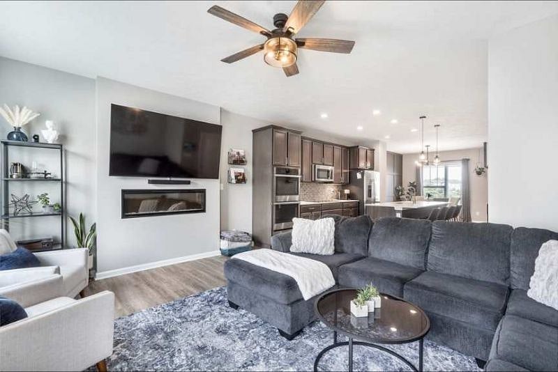 Furnished Finder property 599993_1 photo 10