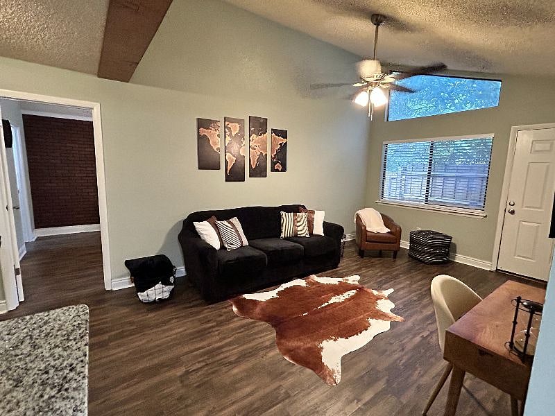 Furnished Finder property 600008_1 photo 5