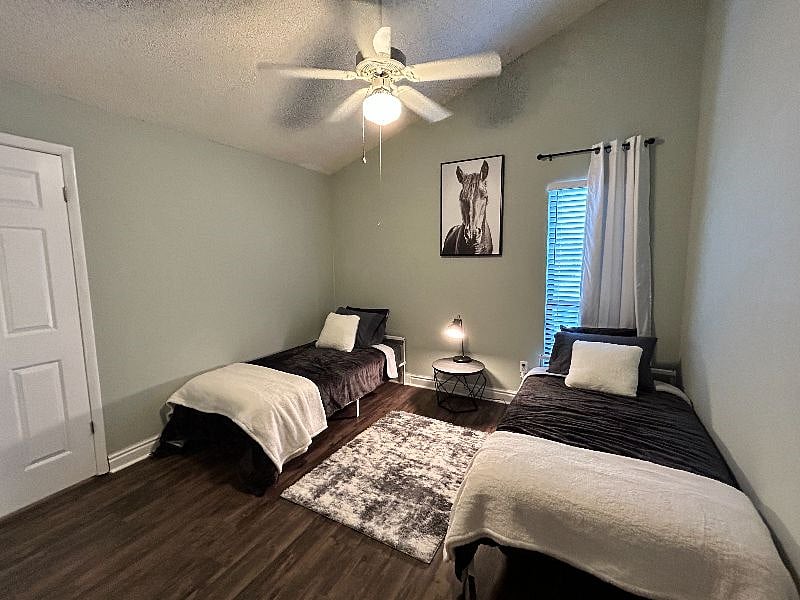 Furnished Finder property 600008_1 photo 15