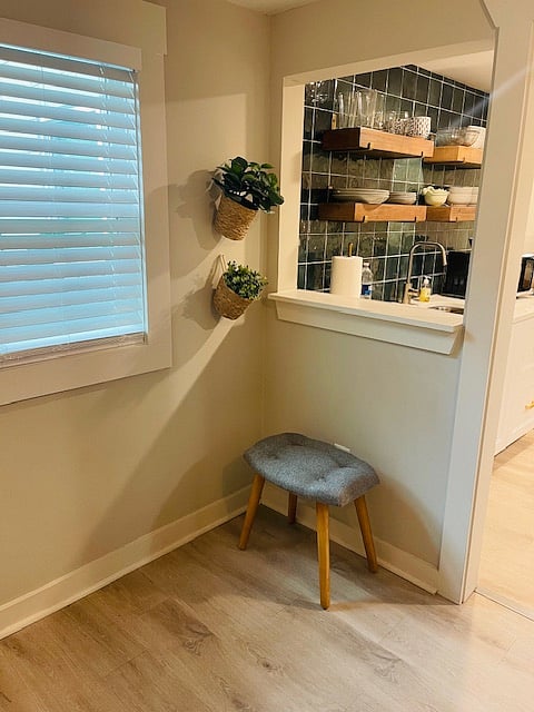 Foyer/Dining