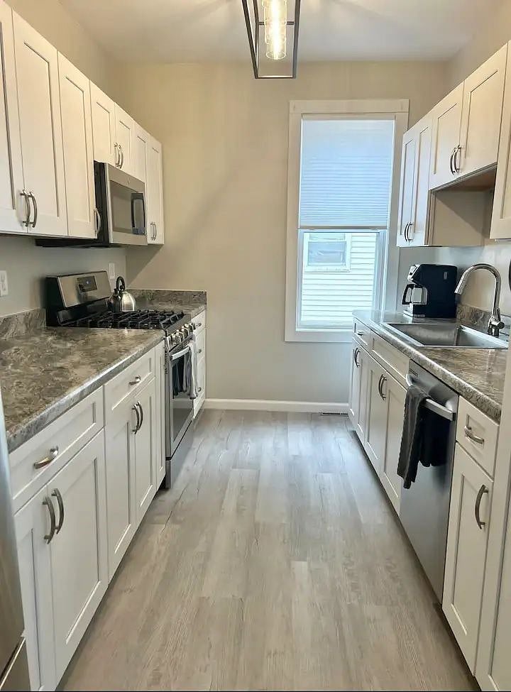 Furnished Finder property 600024_1 photo 7