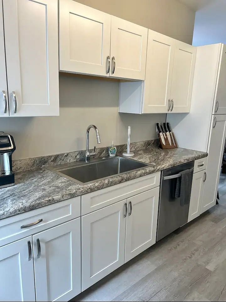 Furnished Finder property 600024_1 photo 6