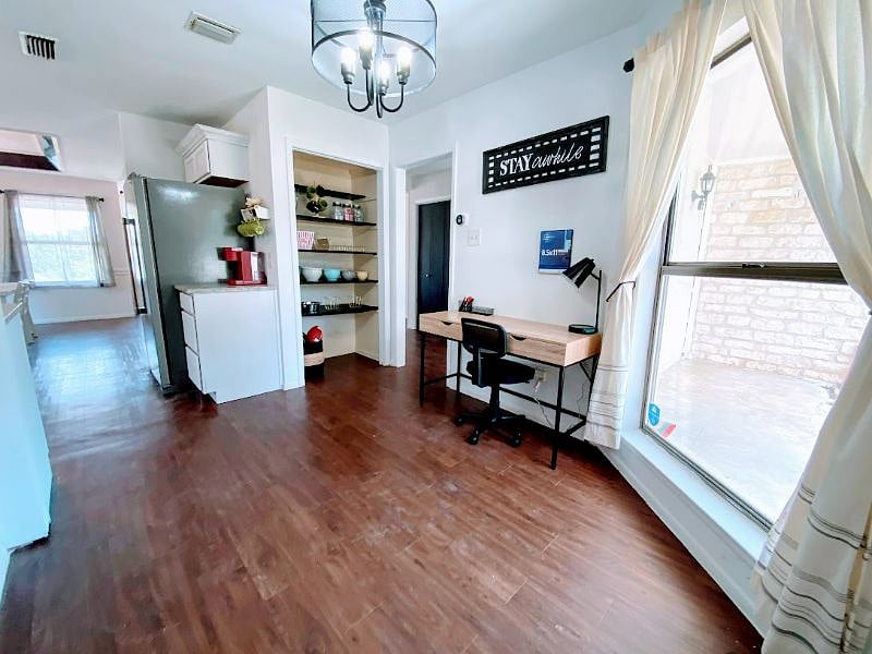 Furnished Finder property 600032_1 photo 5