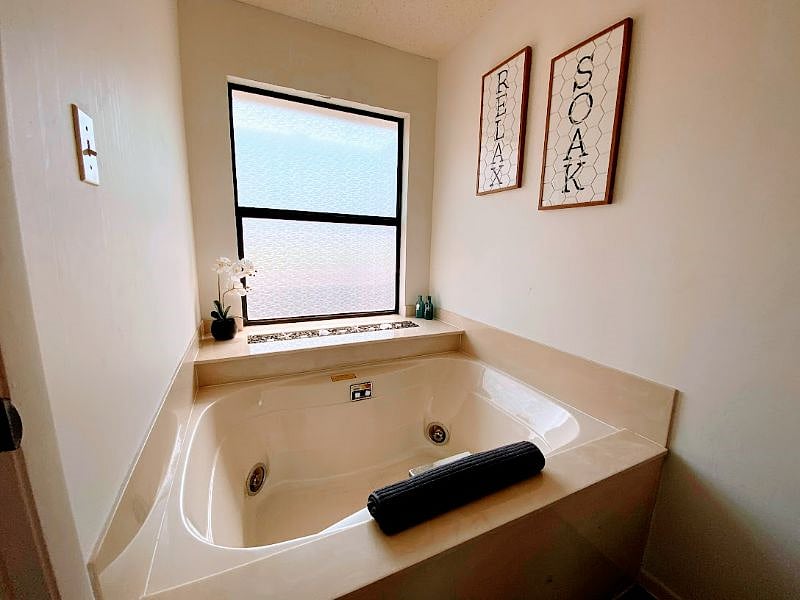 Furnished Finder property 600032_1 photo 11