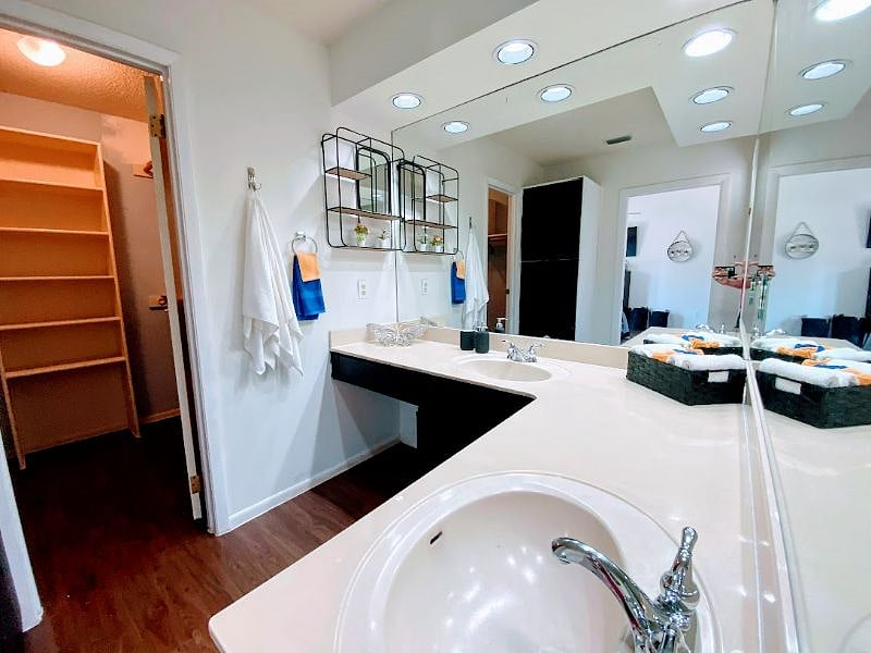 Furnished Finder property 600032_1 photo 10