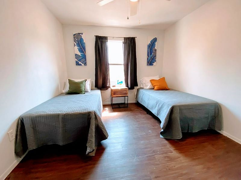 Furnished Finder property 600032_1 photo 12