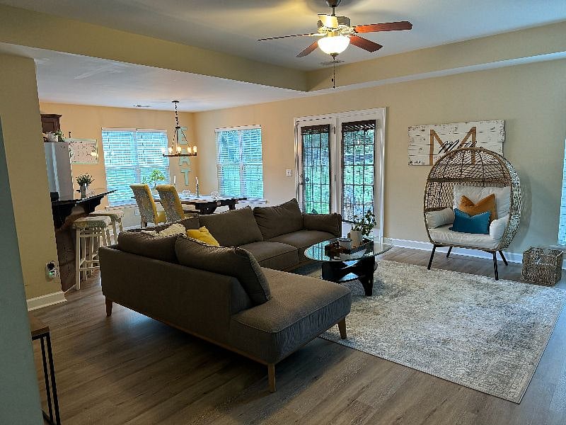 Furnished Finder property 600049_1 photo 11