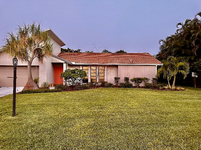 Front yard view