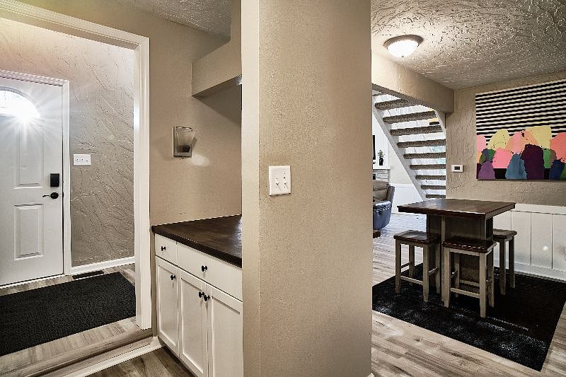 Furnished Finder property 600104_1 photo 6