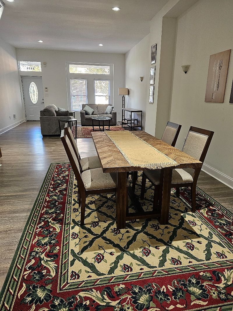 Furnished Finder property 600124_2 photo 4