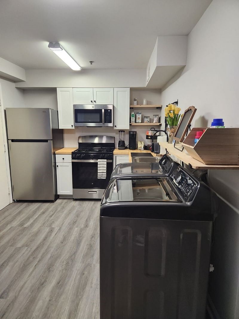 Furnished Finder property 600133_1 photo 3