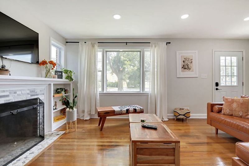 Main floor living room