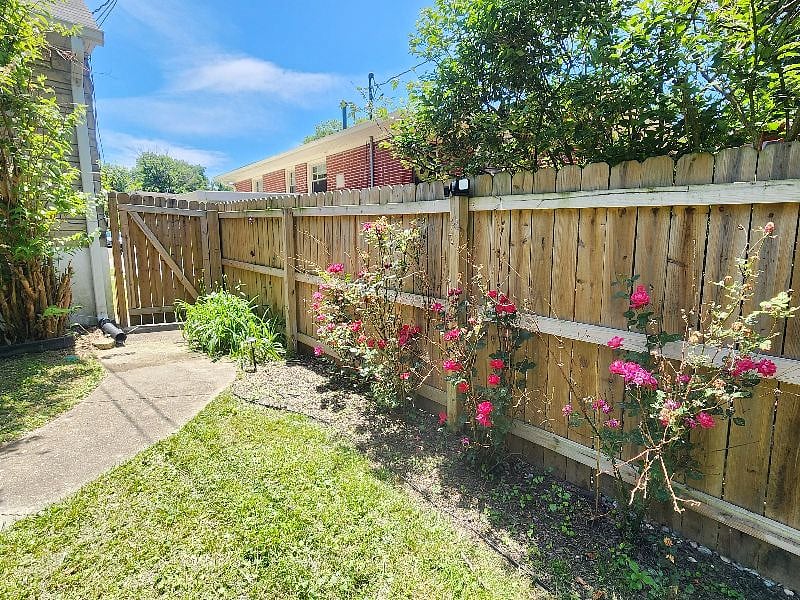 Furnished Finder property 600151_1 photo 10