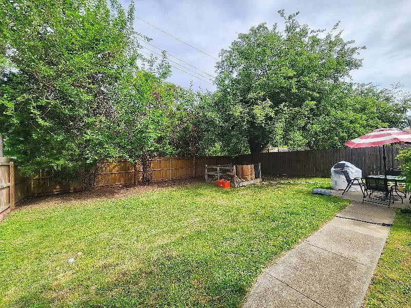 Furnished Finder property 600151_1 photo 11