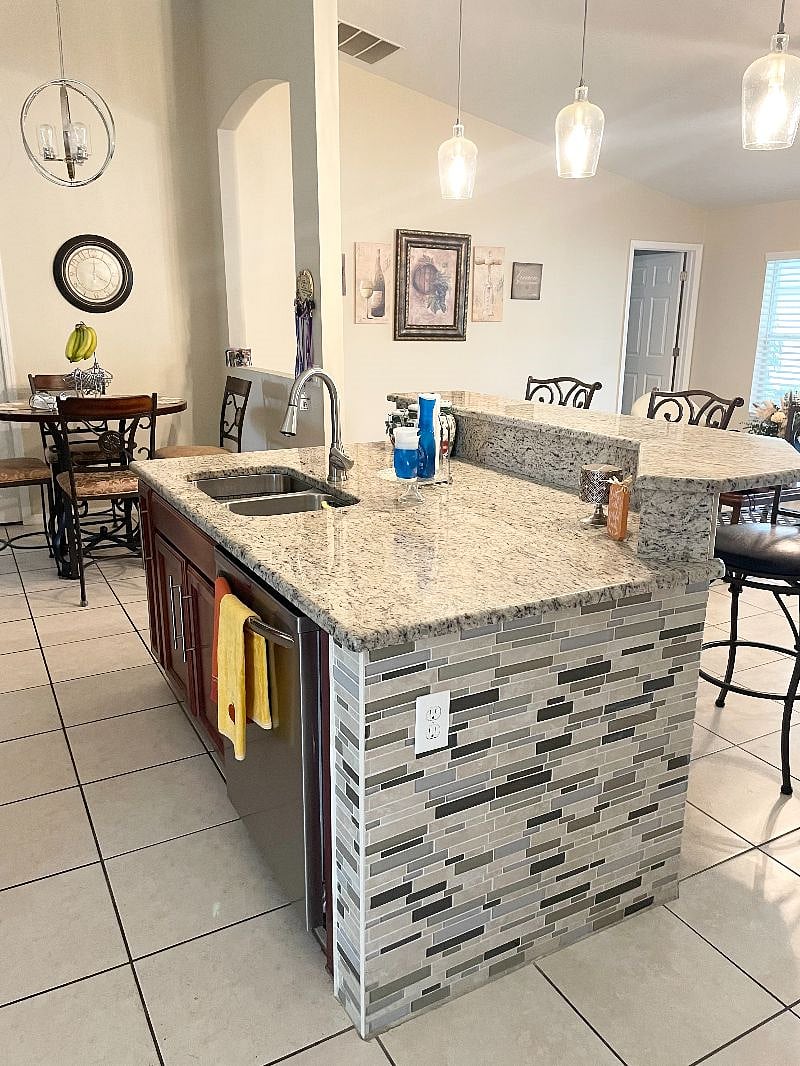 Furnished Finder property 600226_1 photo 16