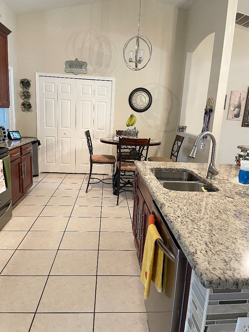 Furnished Finder property 600226_1 photo 19