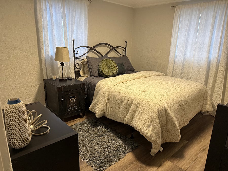 Furnished Finder property 600230_1 photo 14