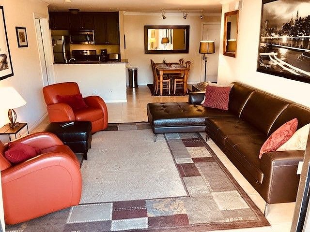 Furnished Finder property 600254_1 photo 24