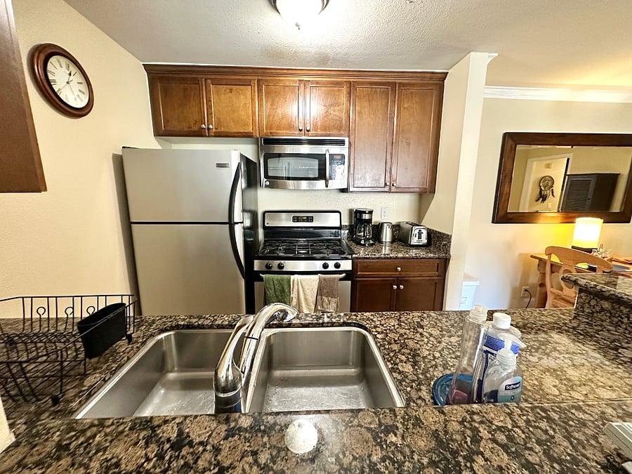 Furnished Finder property 600254_1 photo 8