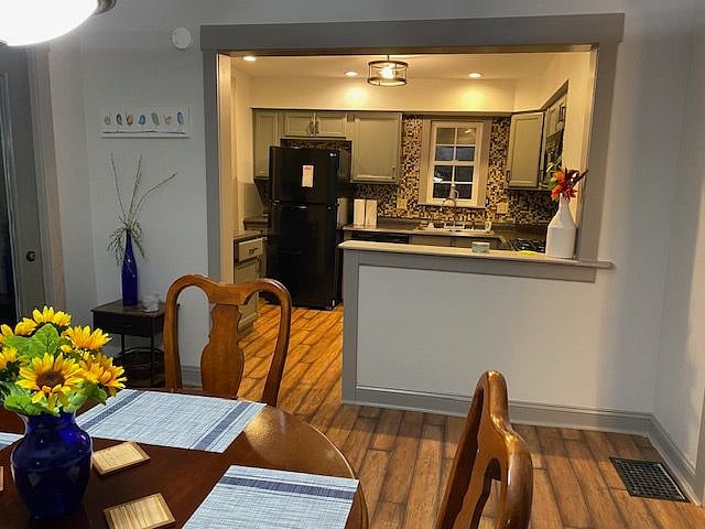 Dining Room into Kitchen