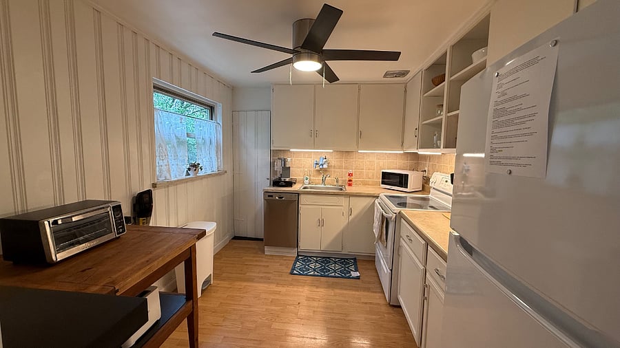 Furnished Finder property 600306_1 photo 22