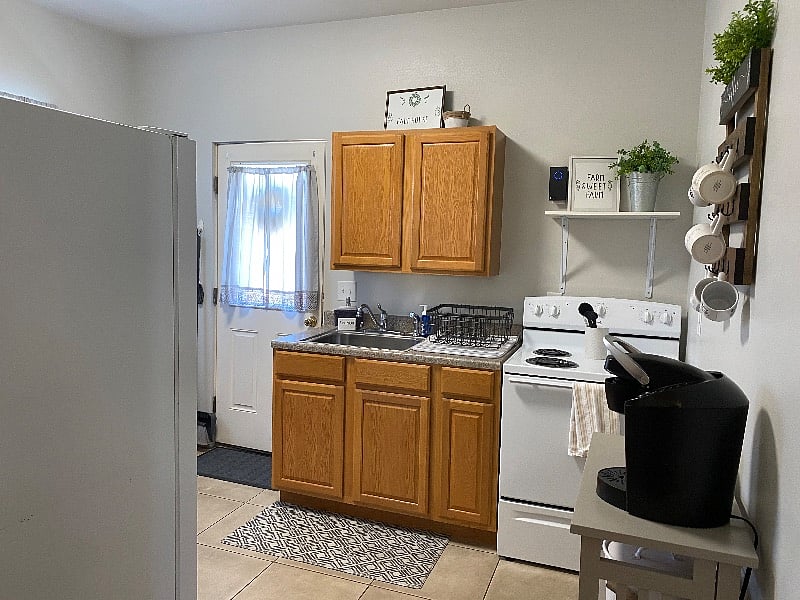 Furnished Finder property 600316_1 photo 3