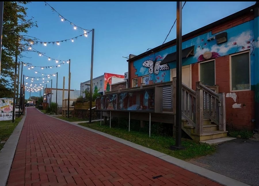 Hapeville art alley