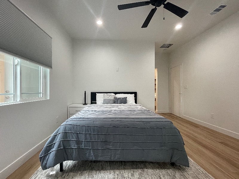 Furnished Finder property 600339_1 photo 9