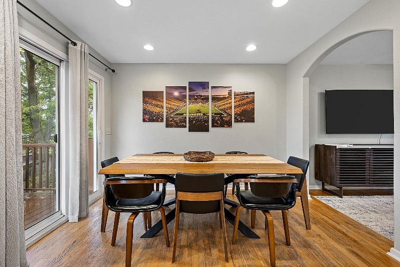 Furnished Finder property 600380_1 photo 3