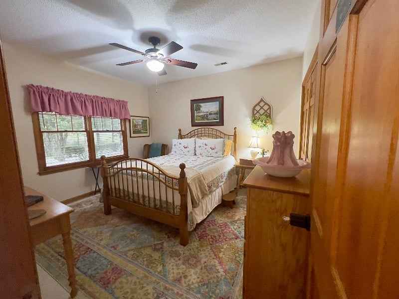 Columbia Room with shared bathroom. $1000.00 per month. 