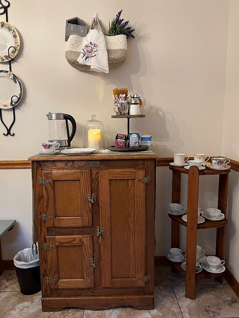 Hot Tea Bar