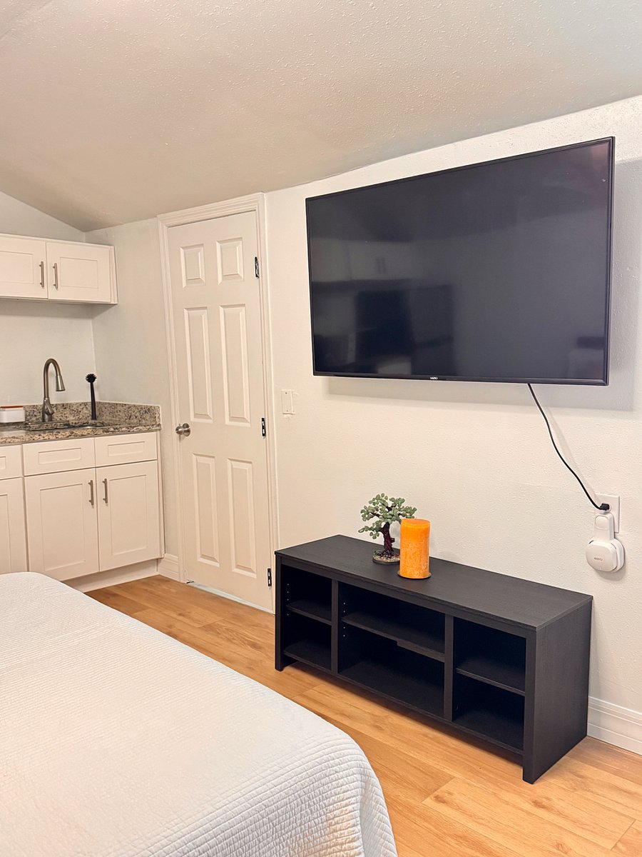 Furnished Finder property 600478_1 photo 10