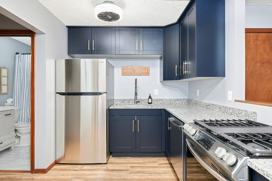 Furnished Finder property 600509_2 photo 15