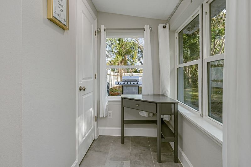 Furnished Finder property 600549_1 photo 22