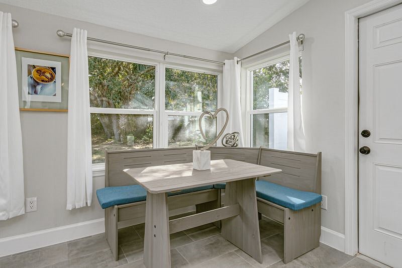 Furnished Finder property 600549_1 photo 16